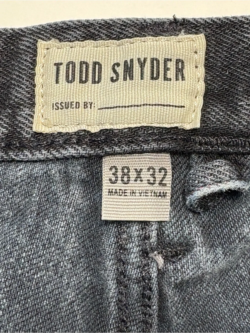 Todd Snyder Black Faded Wash Classic Fit Straight Jeans 38x32 Button Fly